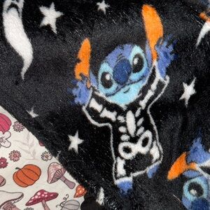 Disney lilo and stitch Halloween pajama onesie with stitch face as the hood NWT